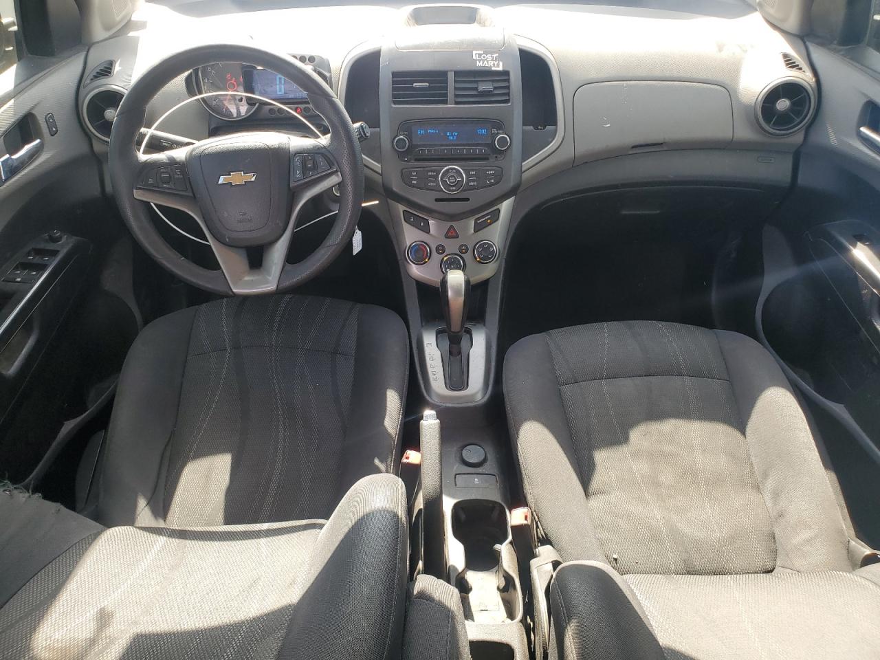 2015 Chevrolet Sonic - Image 8