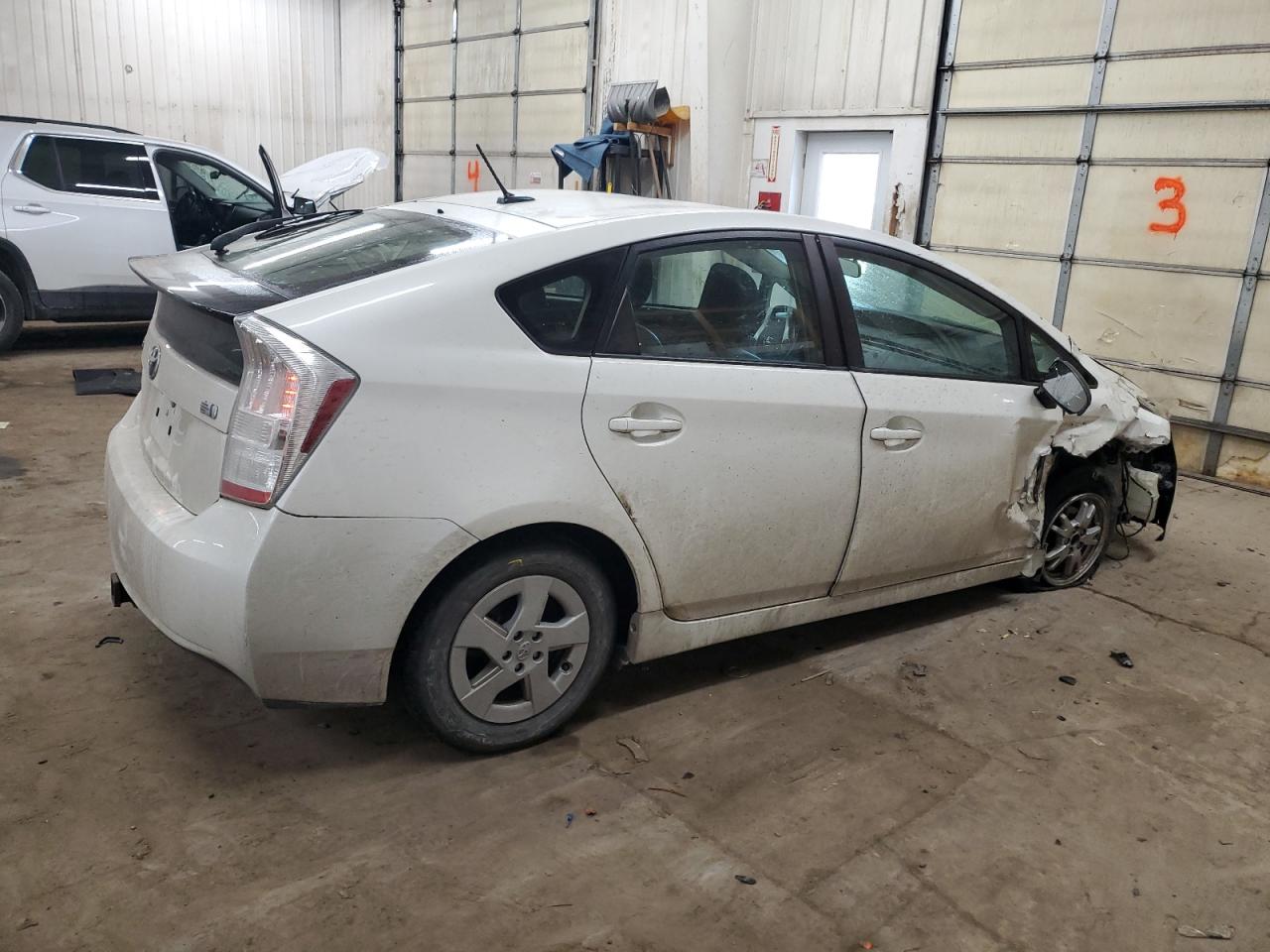 2011 Toyota Prius - Image 3