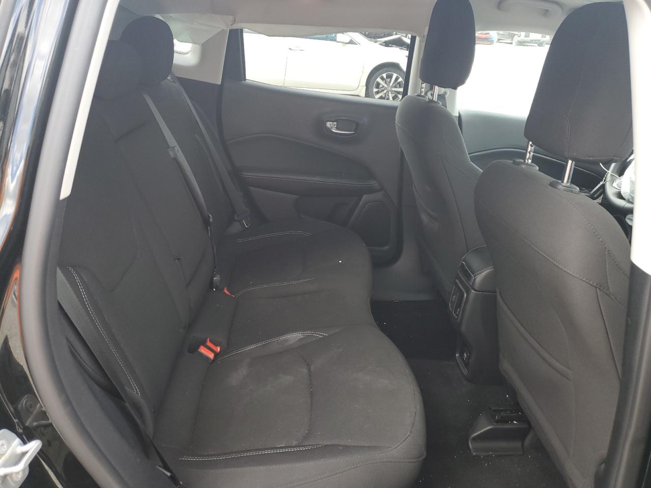 2021 Jeep Compass - Image 10