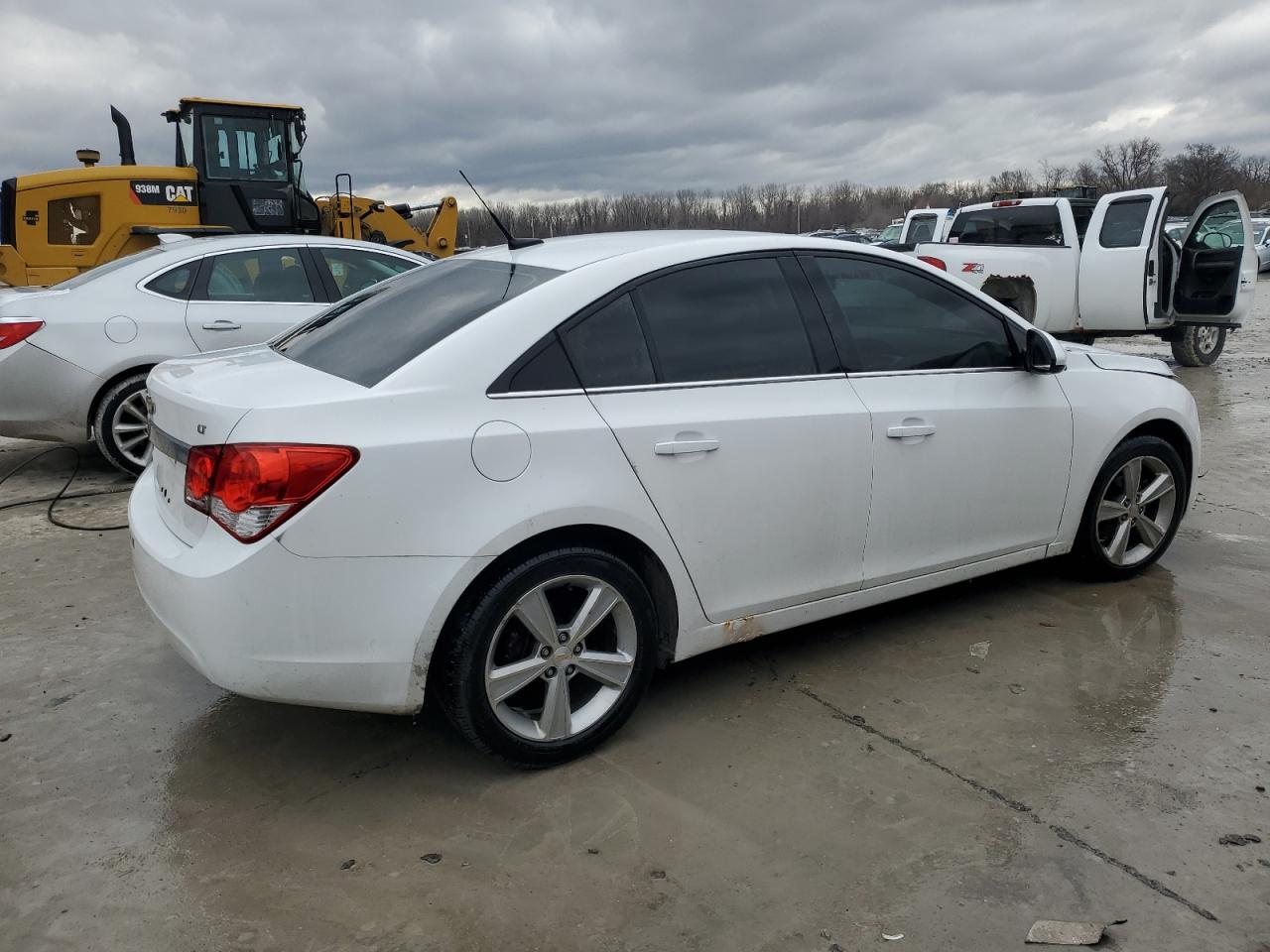 2012 Chevrolet Cruze - Image 3