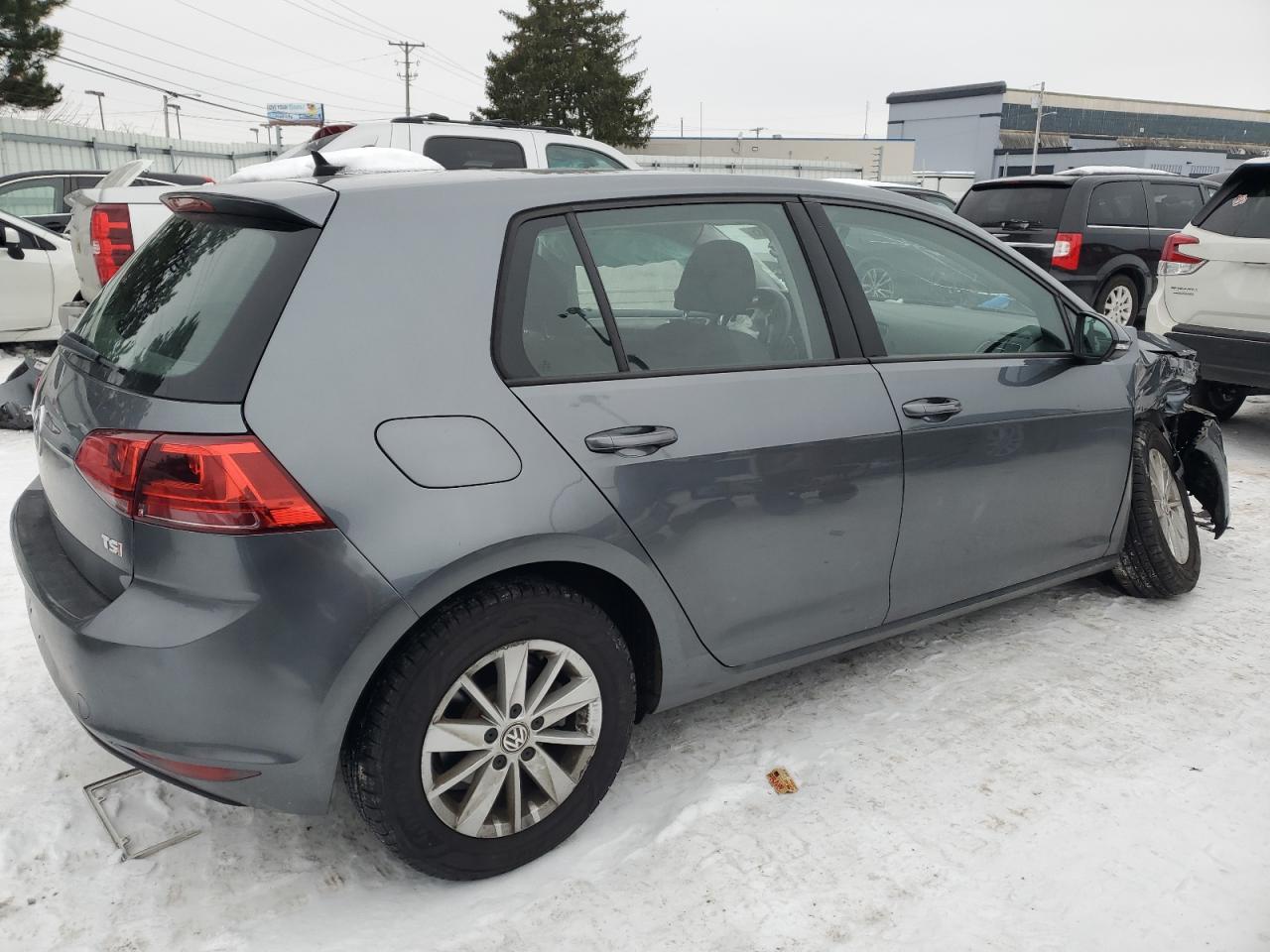 2017 Volkswagen Golf - Image 3