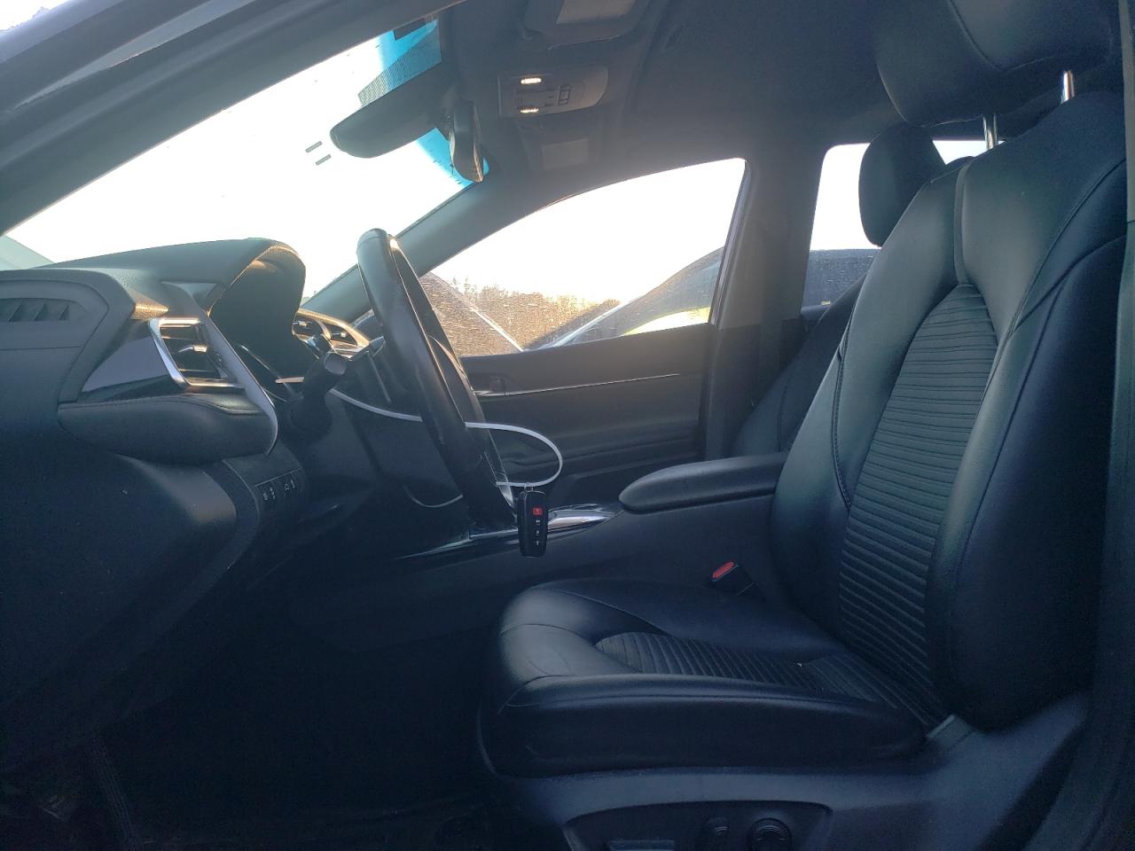 2018 Toyota Camry - Image 7