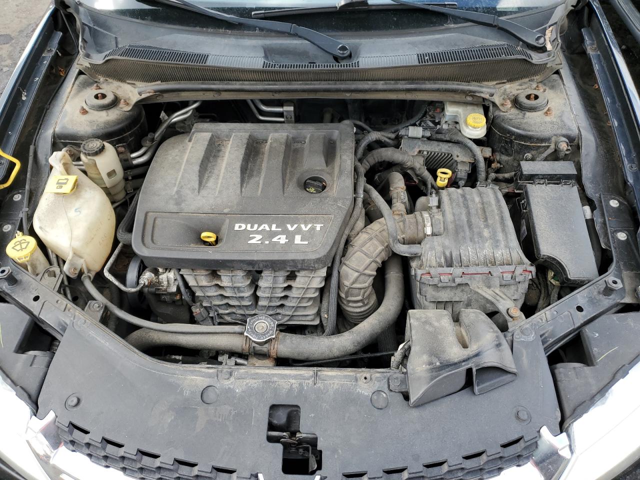 2012 Dodge Avenger - Image 11
