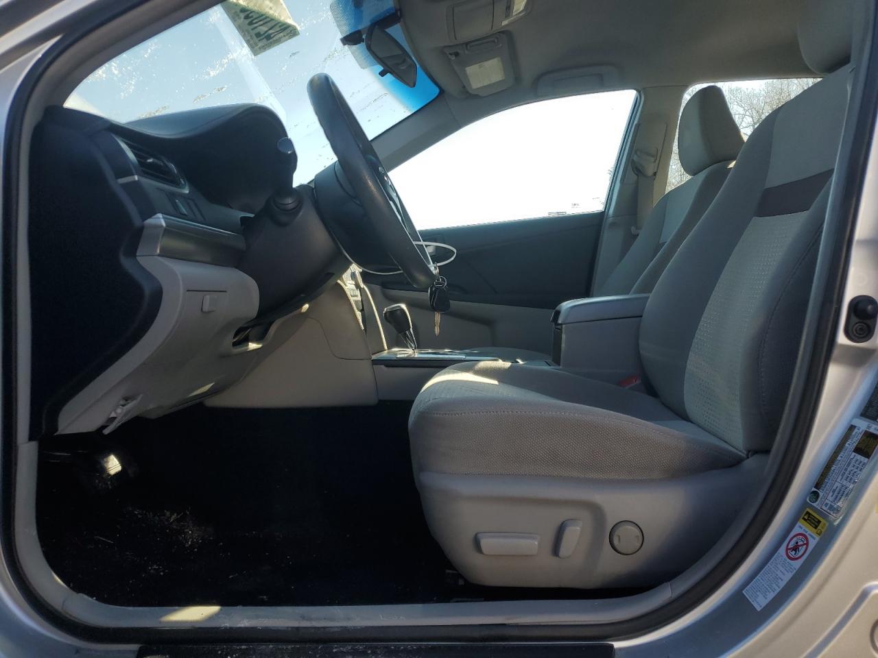 2012 Toyota Camry - Image 7