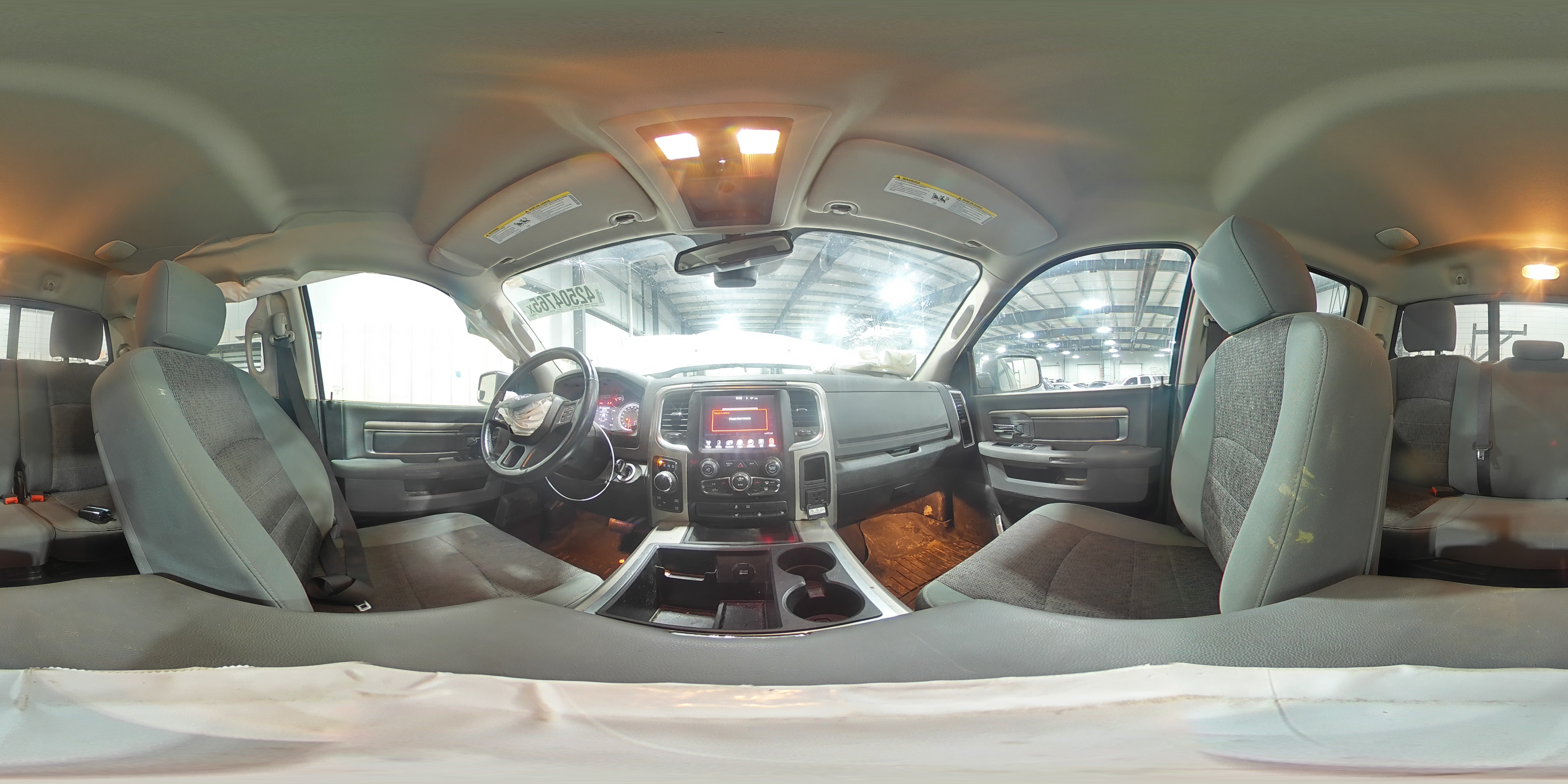 2015 RAM 1500 - Image 14