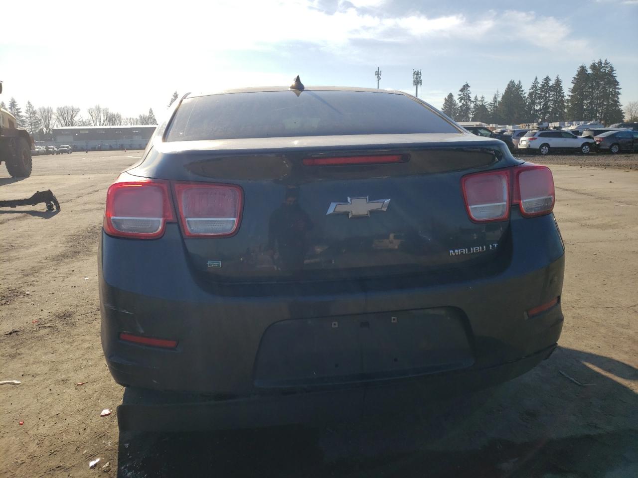 2016 Chevrolet Malibu - Image 6