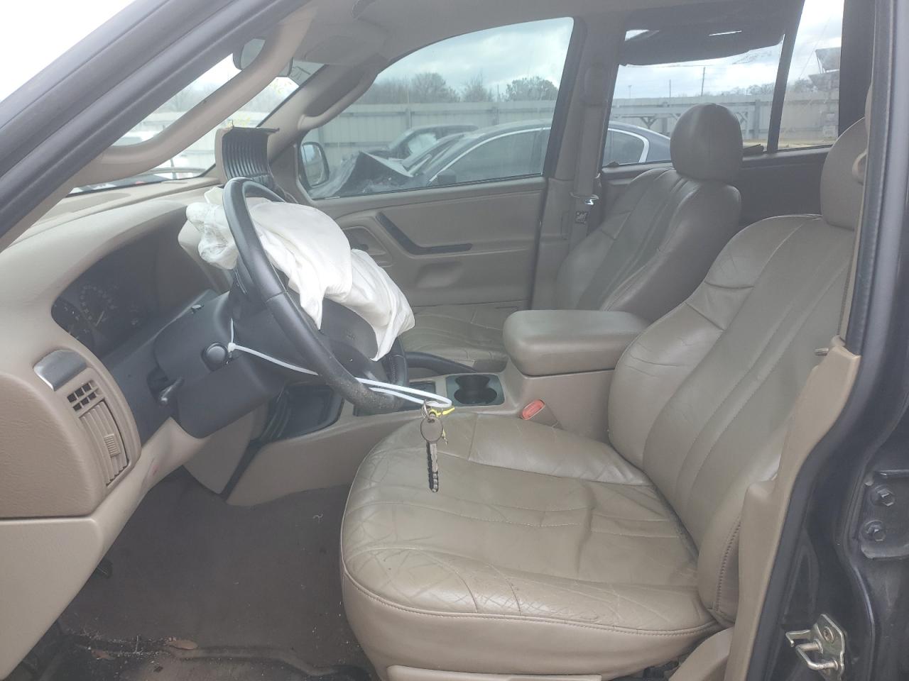 2004 Jeep Grand Cherokee - Image 7