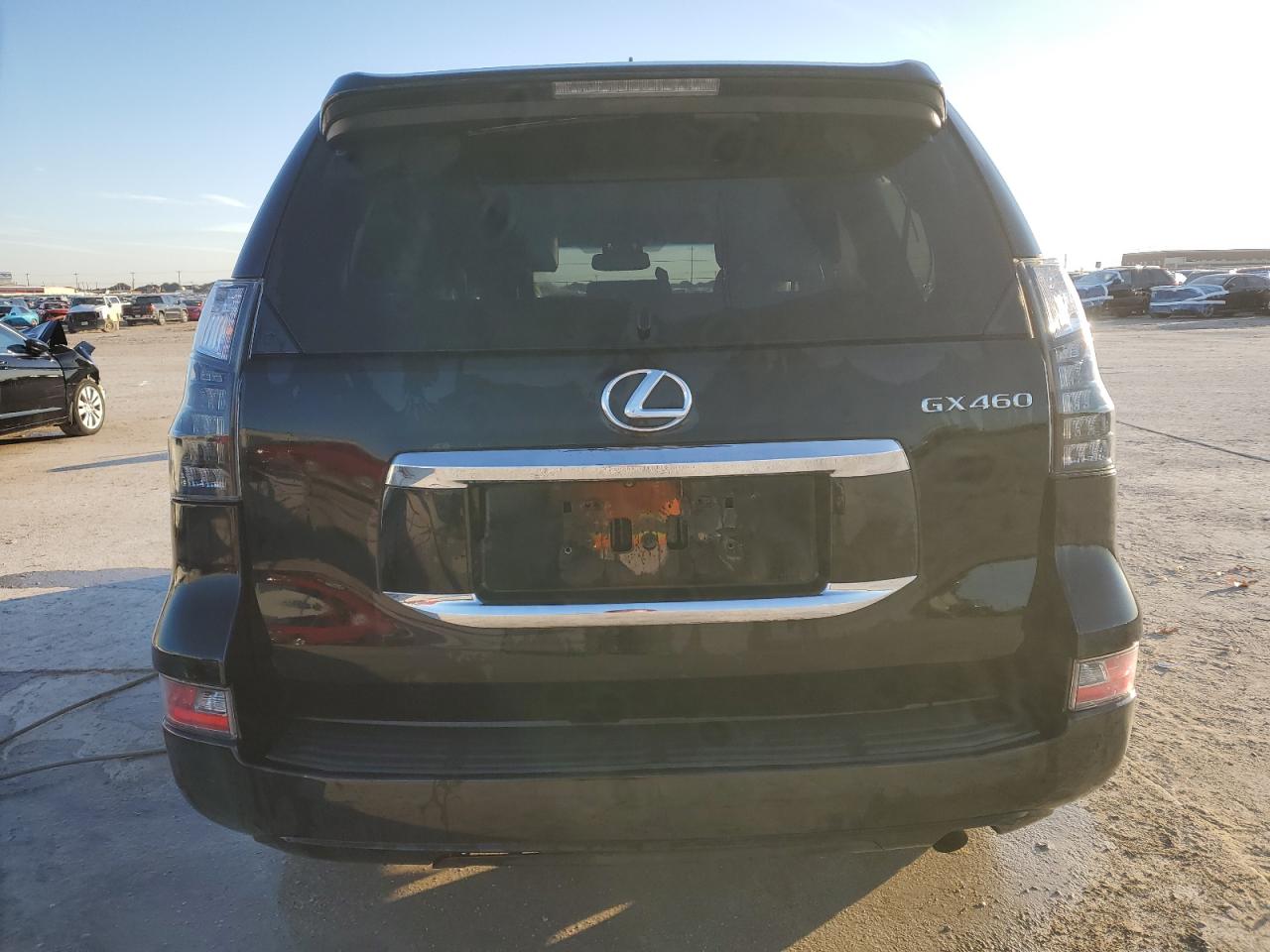2017 Lexus GX - Image 6