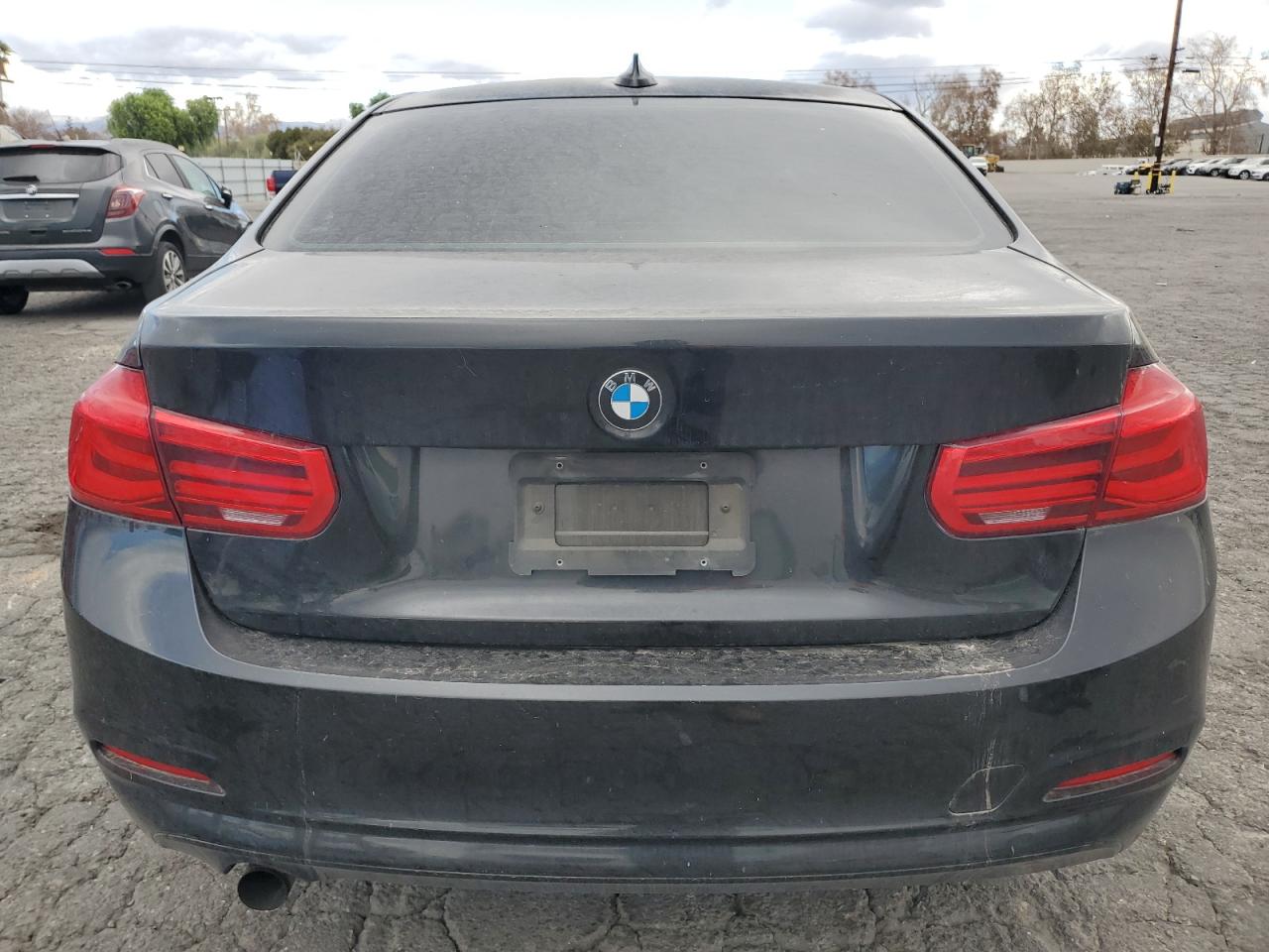 VIN WBA8E1G52GNT35976 2016 BMW 3 SERIES no.6