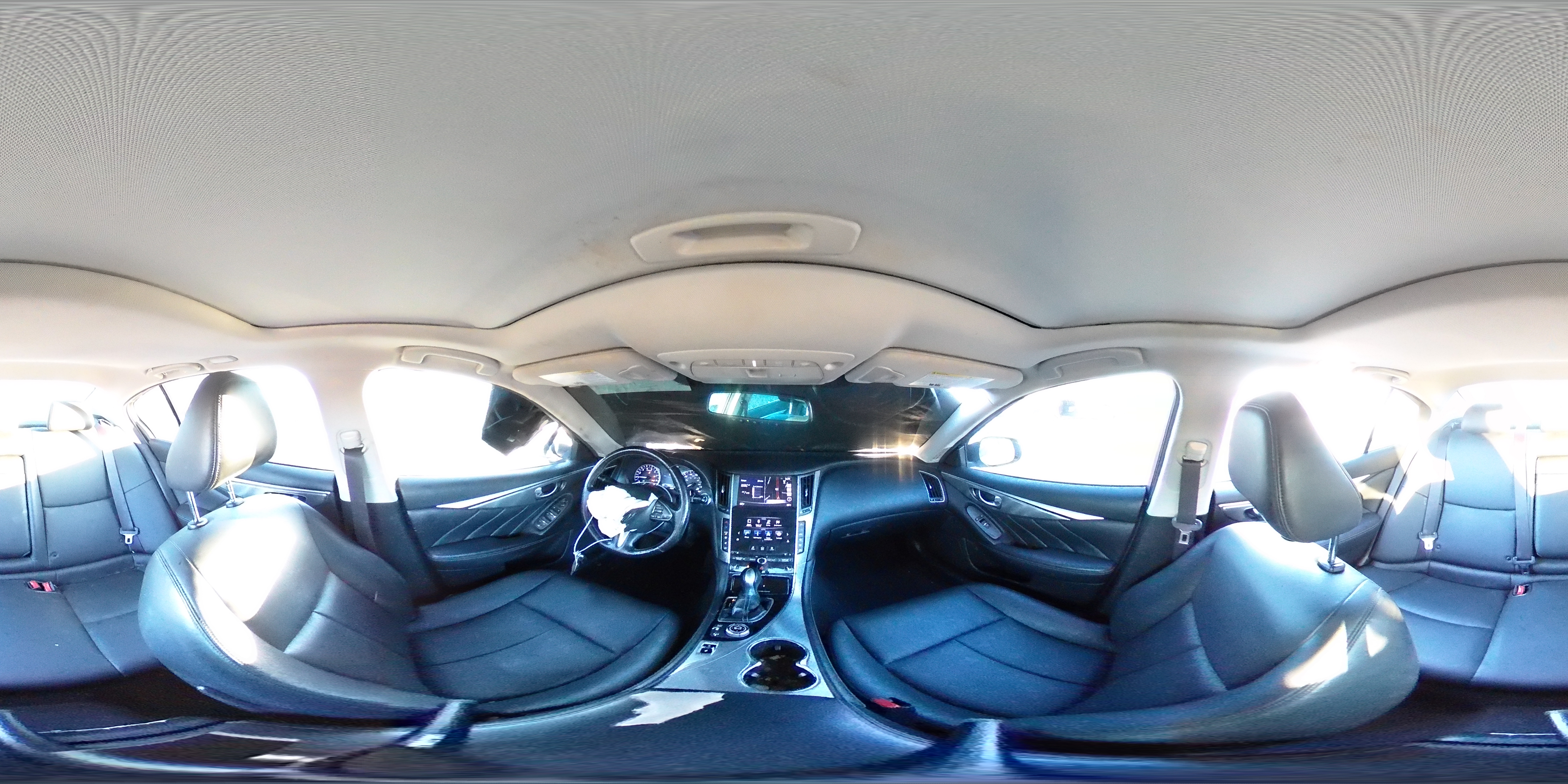 2015 Infiniti Q50 - Image 12