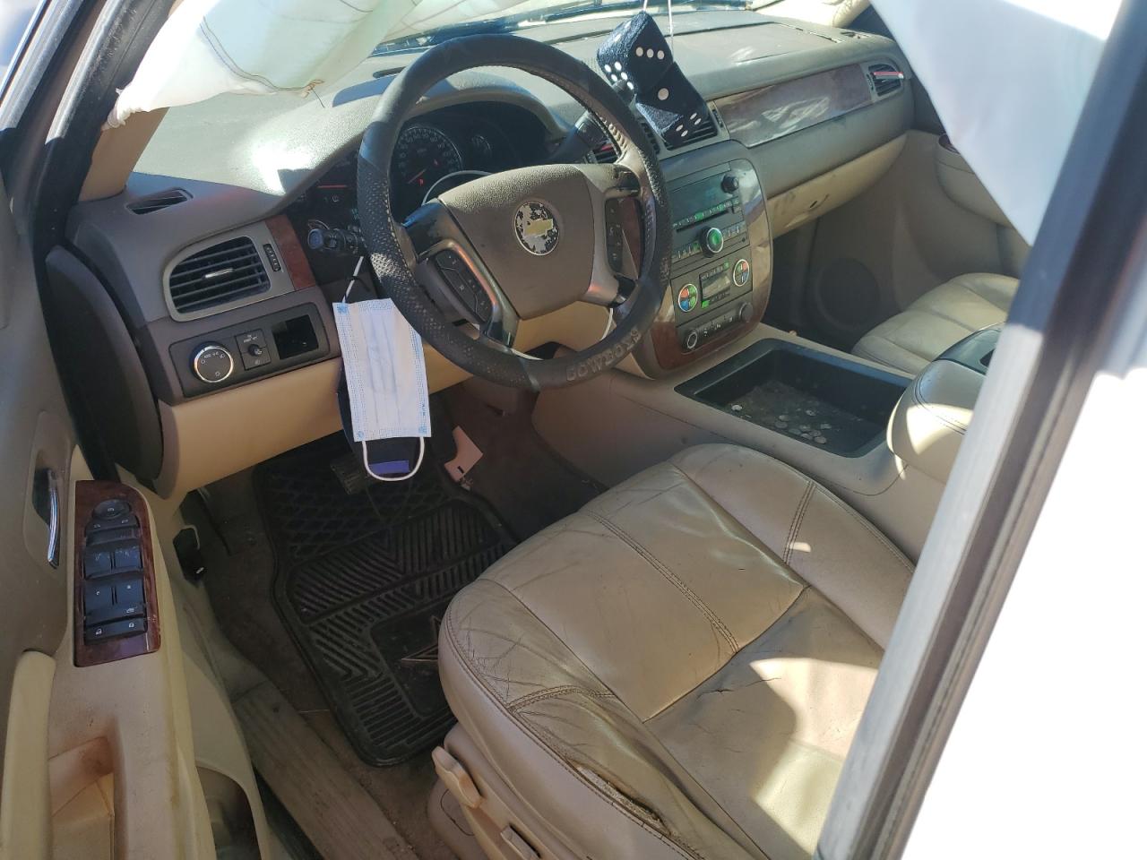 2010 Chevrolet Tahoe - Image 8