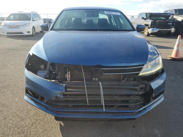  VOLKSWAGEN JETTA 2017 Синий