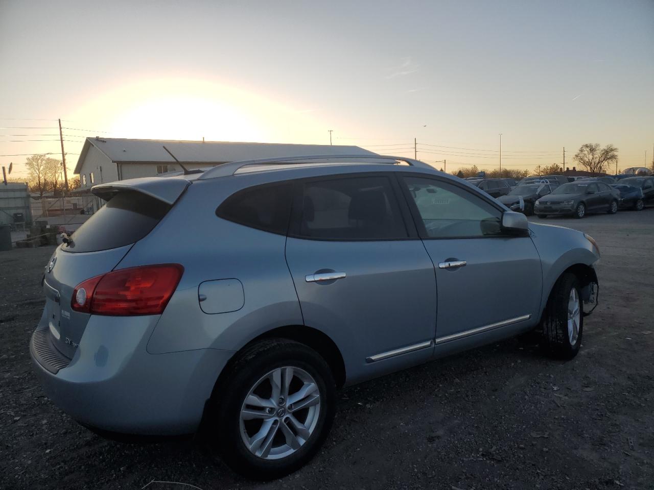 2013 Nissan Rogue - Image 3