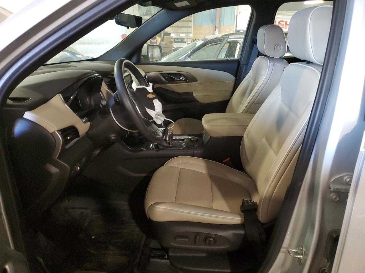 2022 Chevrolet Traverse - Image 7