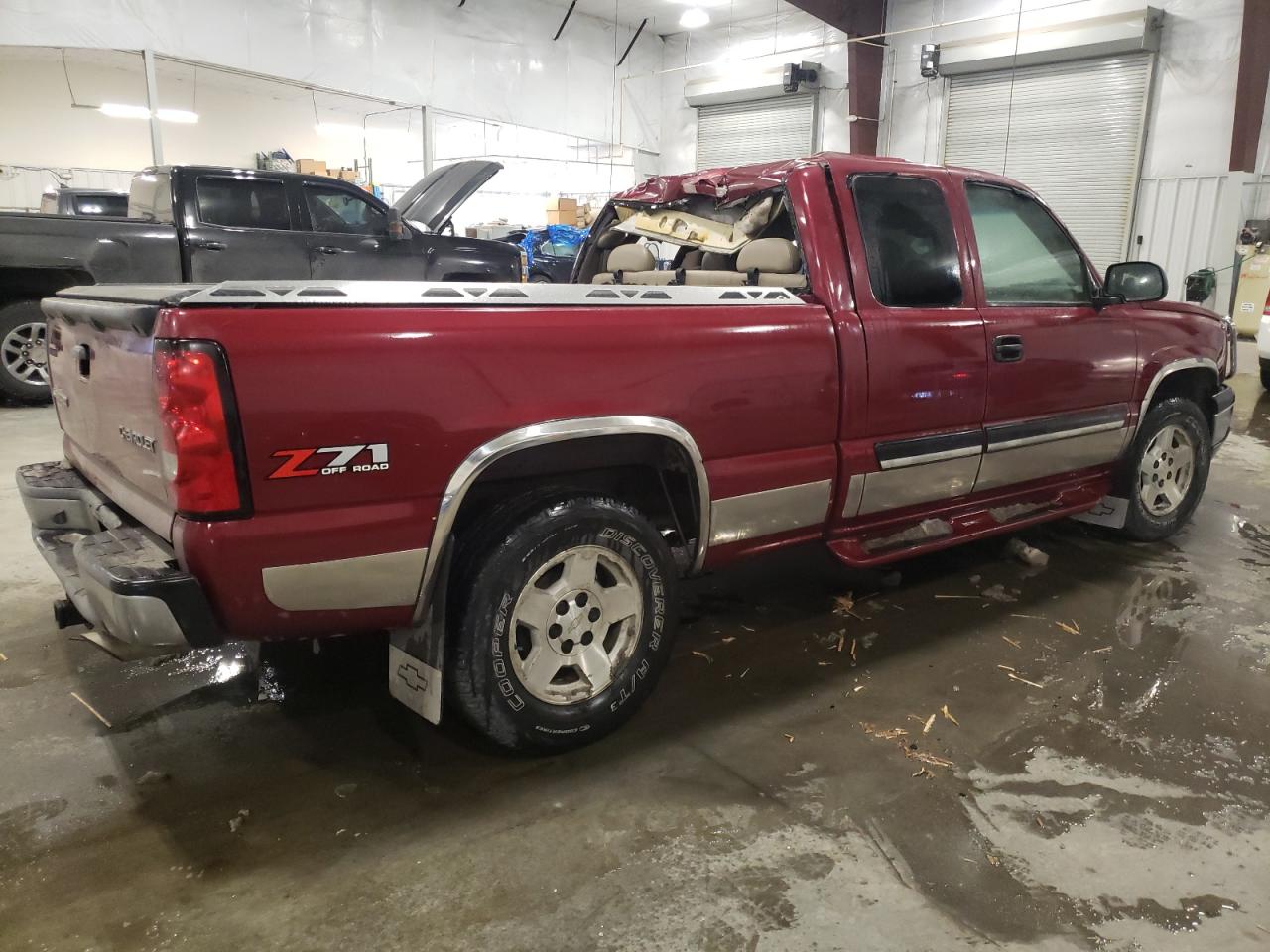 2005 Chevrolet Silverado - Image 3