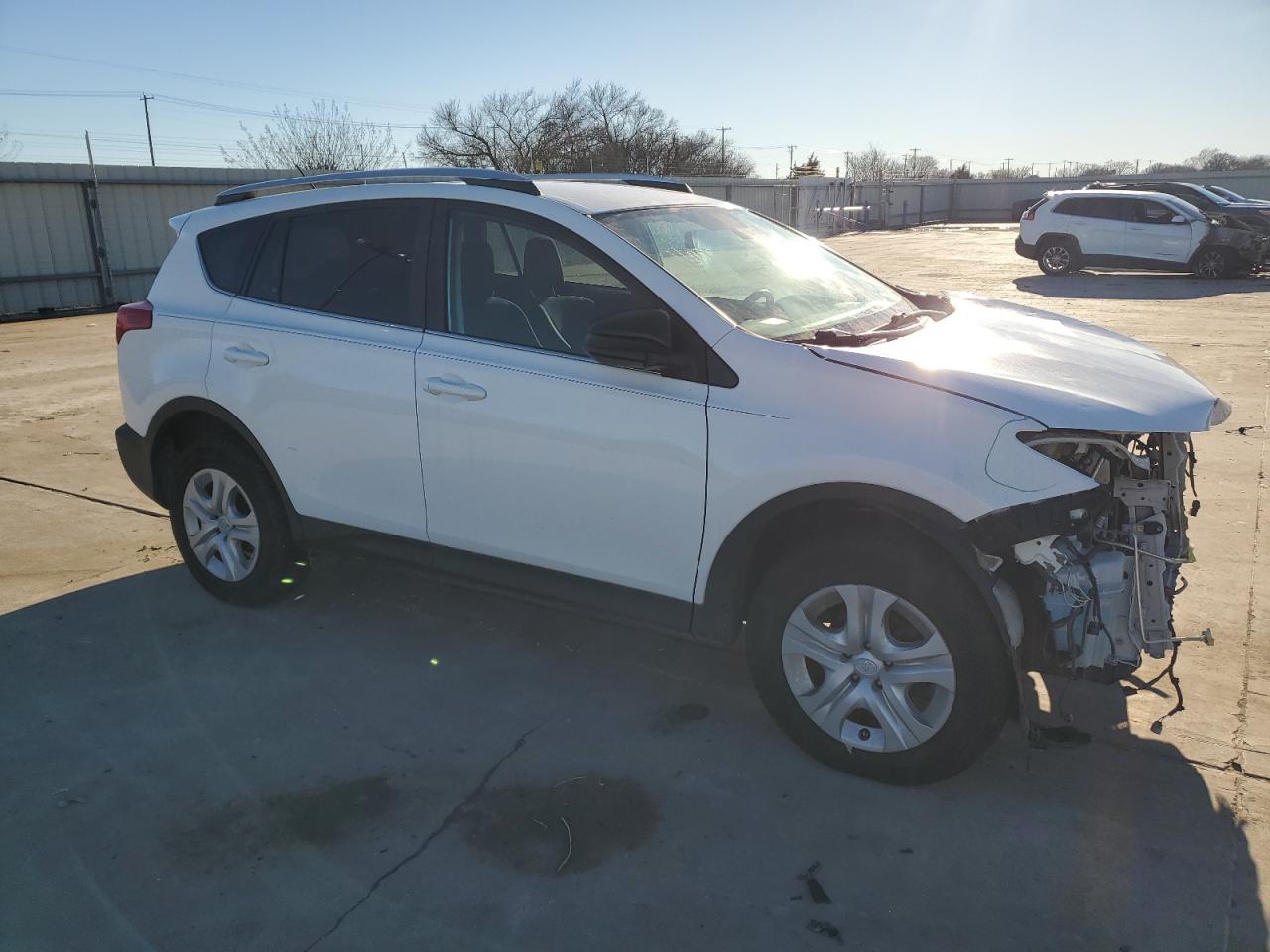 VIN 2T3ZFREV5FW138202 2015 TOYOTA RAV4 no.4