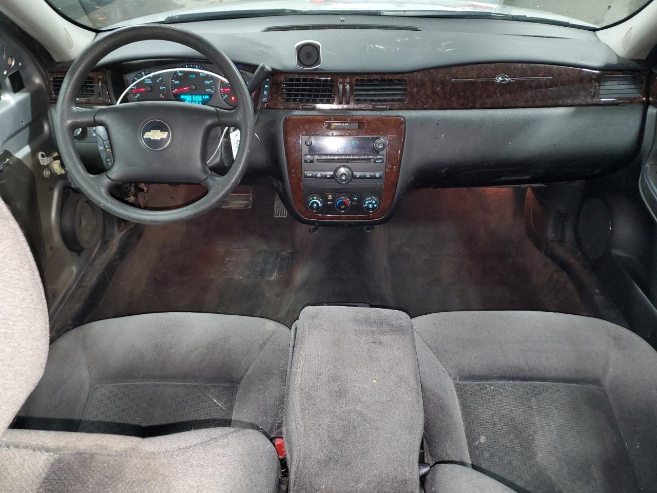 2013 Chevrolet Impala - Image 8