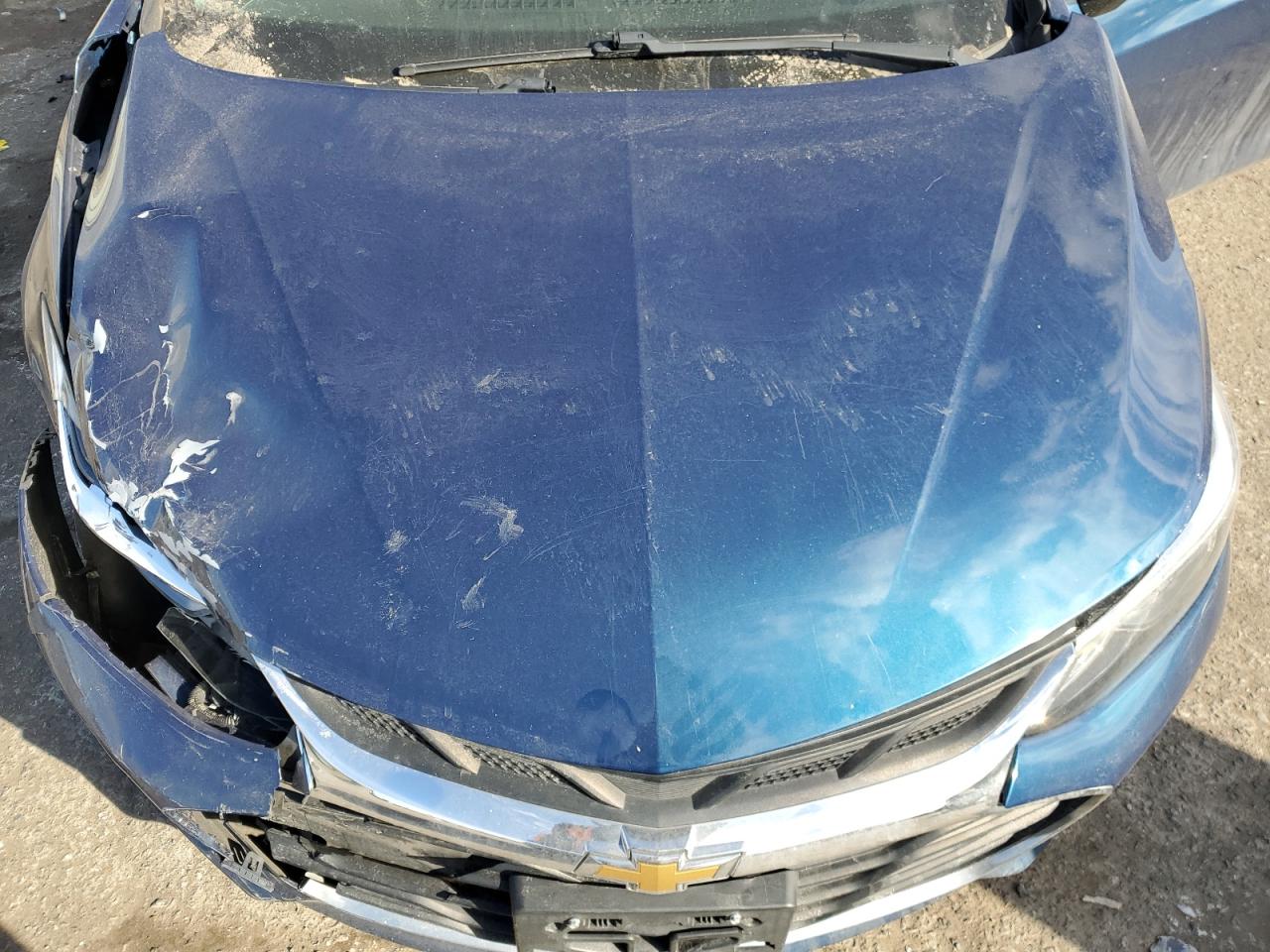2019 Chevrolet Cruze - Image 13