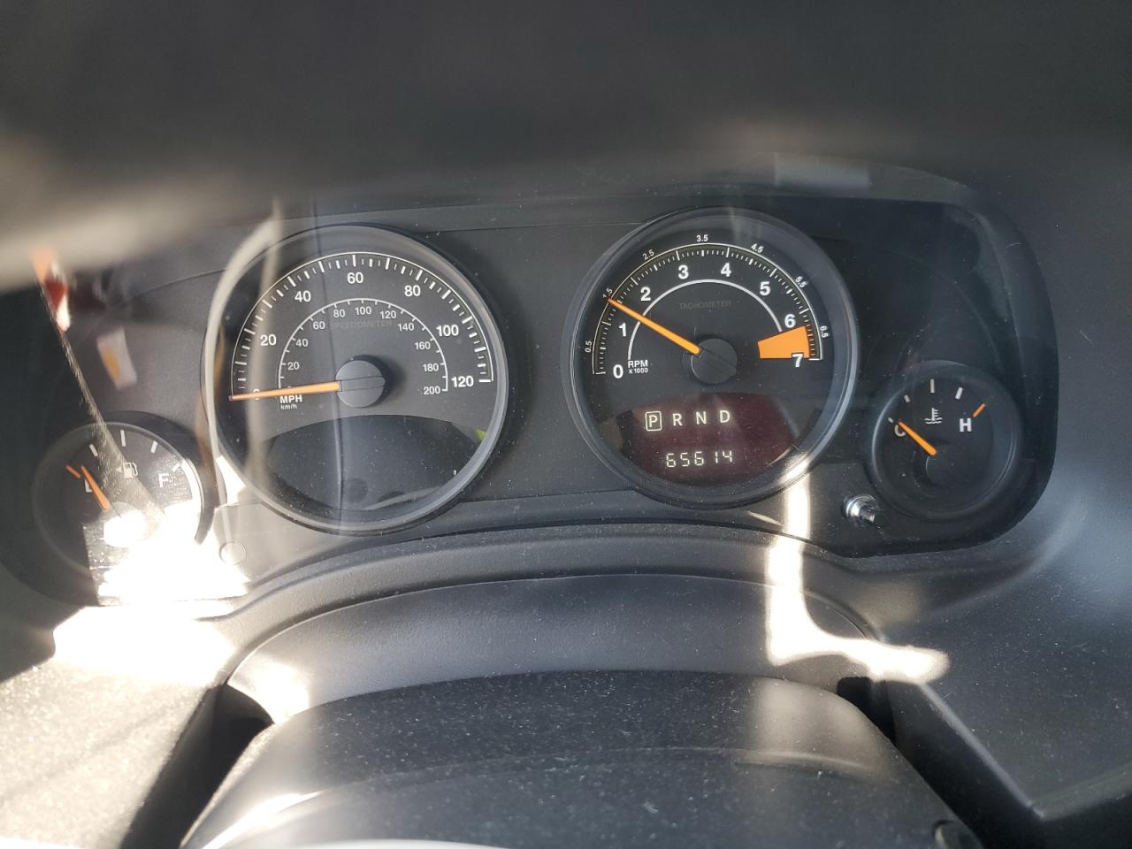2015 Jeep Liberty (Patriot) - Image 9