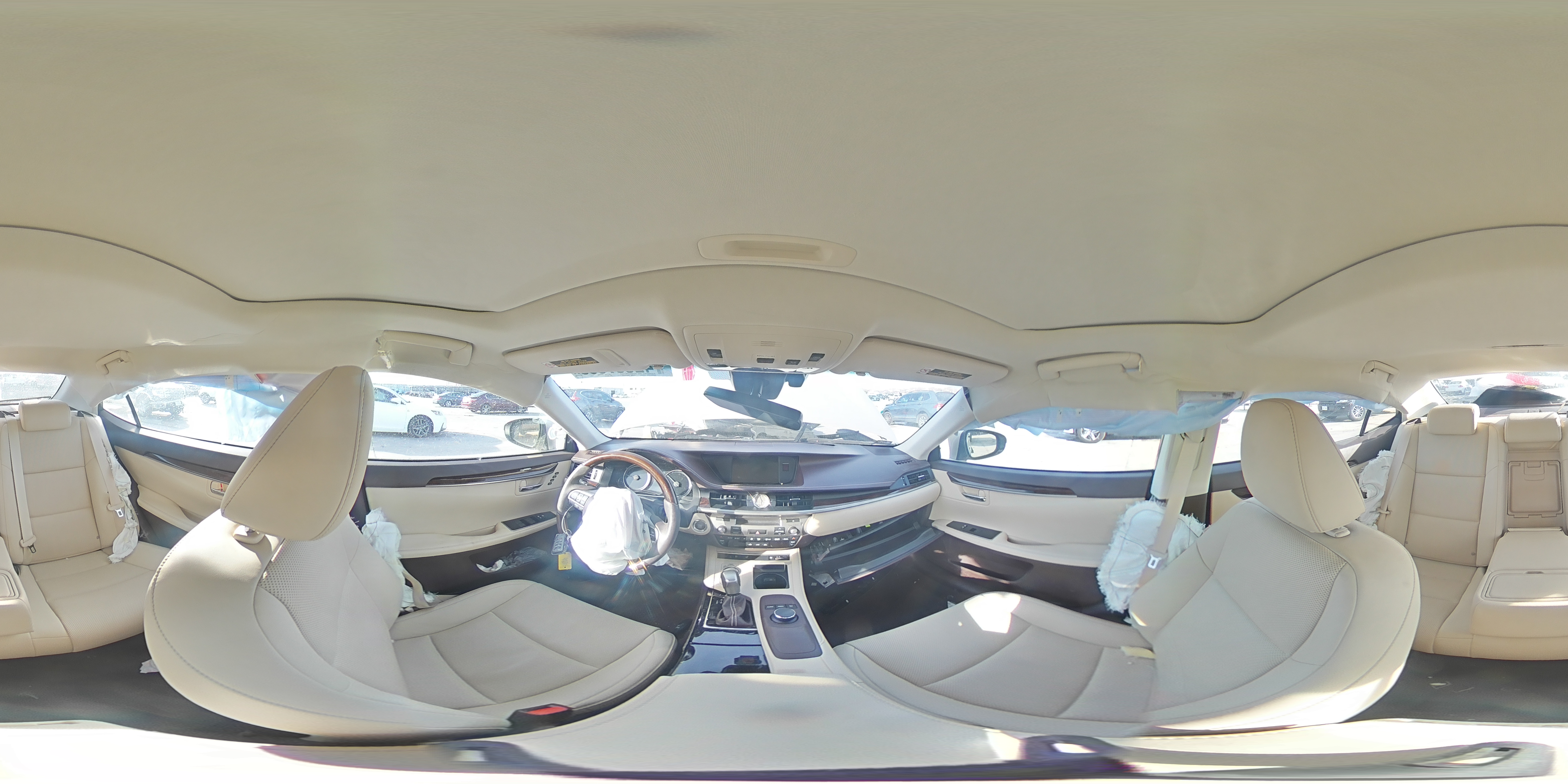 2016 Lexus ES - Image 13