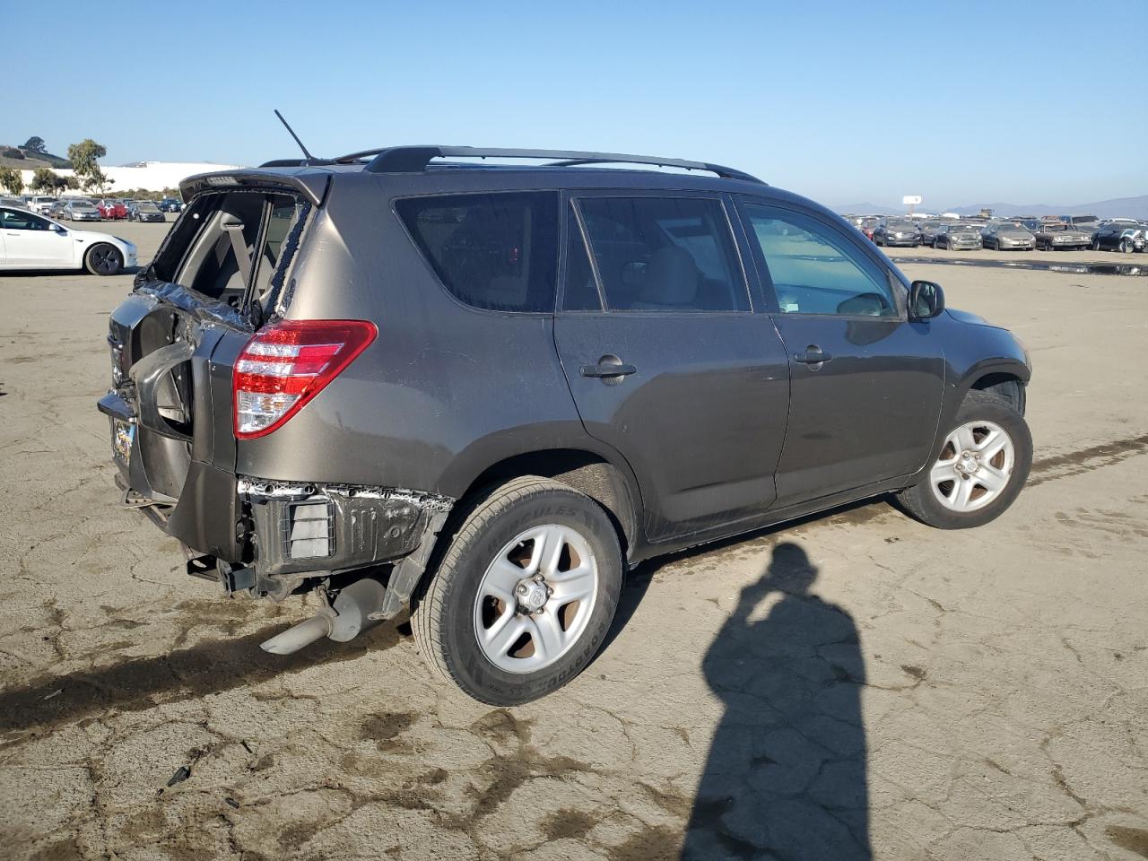 2010 Toyota RAV 4 - Image 3