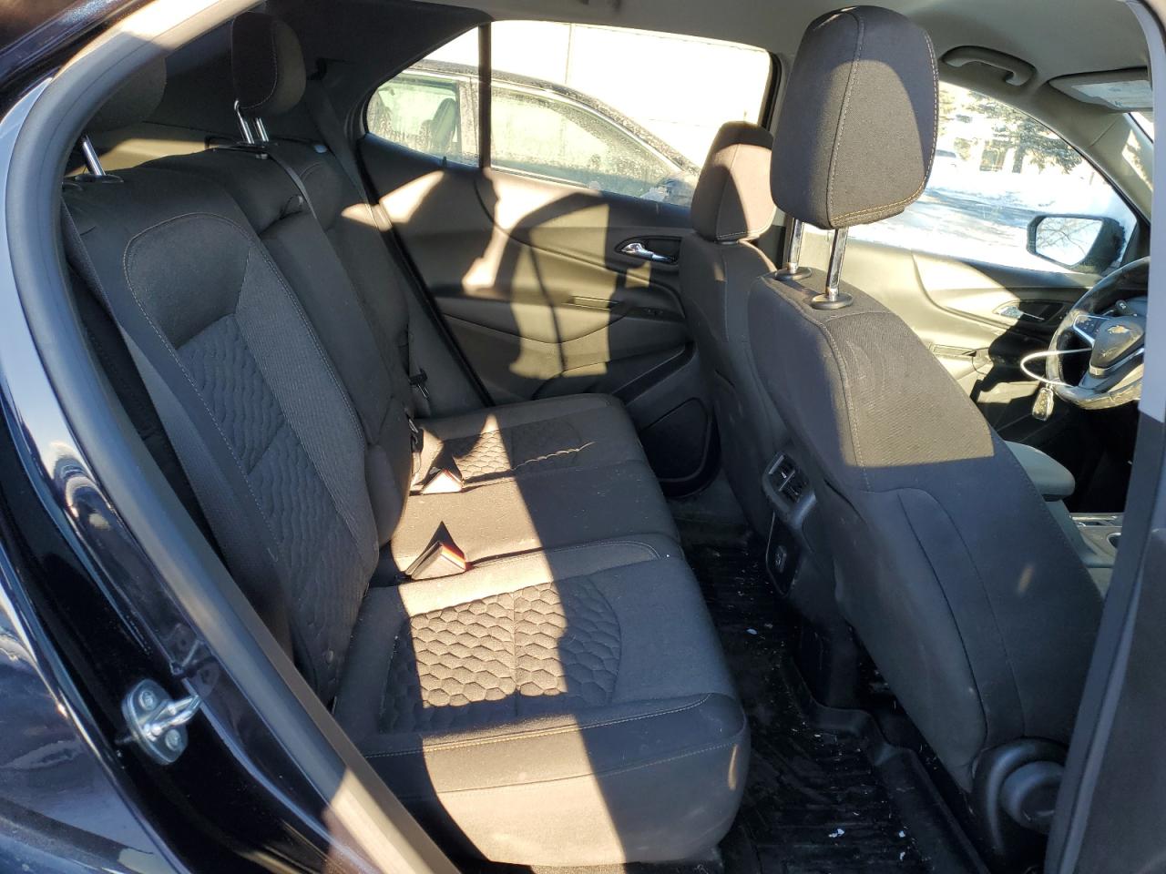 2020 Chevrolet Equinox - Image 11
