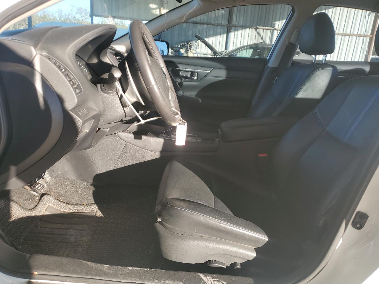 2018 Nissan Altima - Image 7