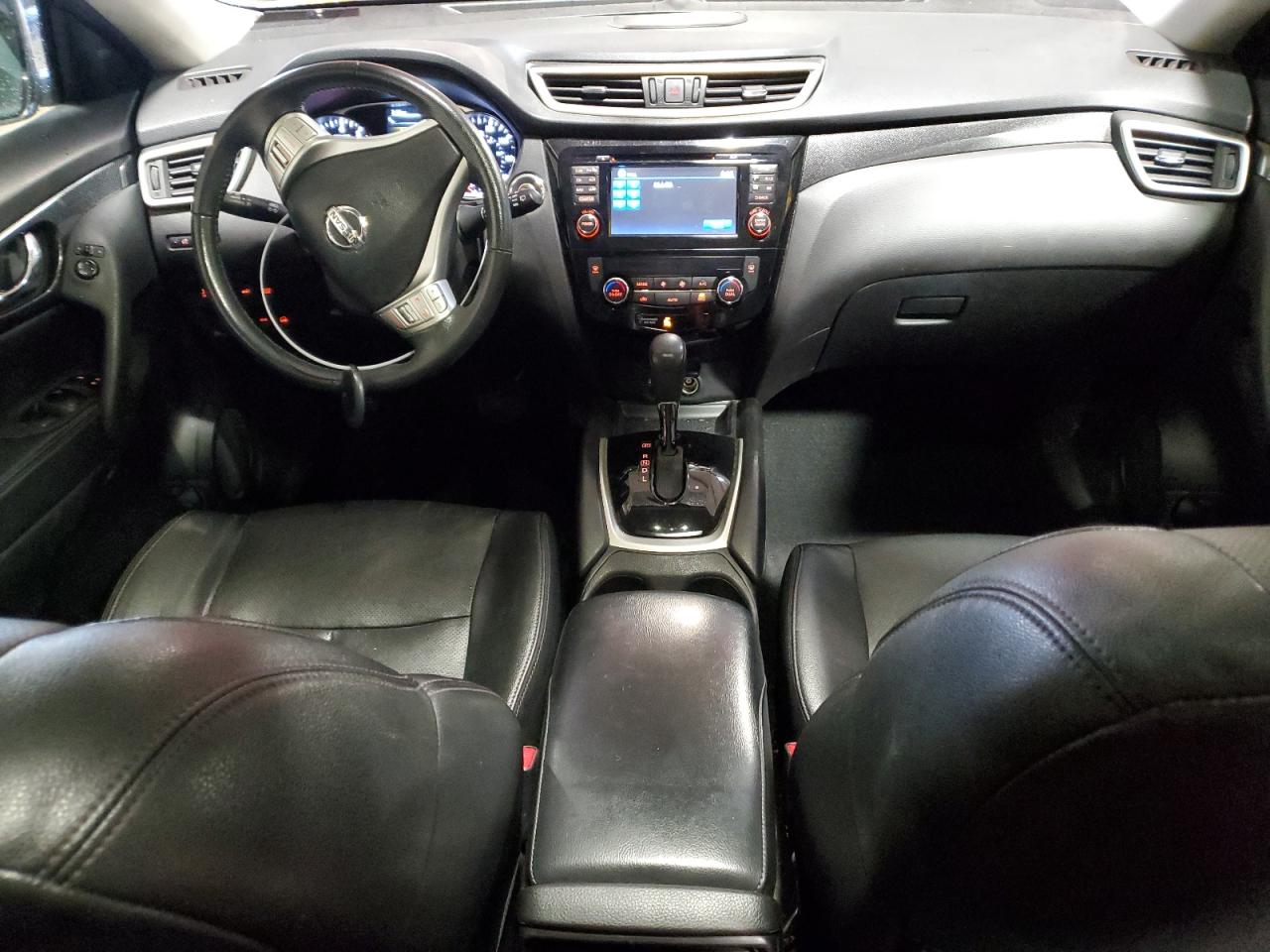 2016 Nissan Rogue - Image 8