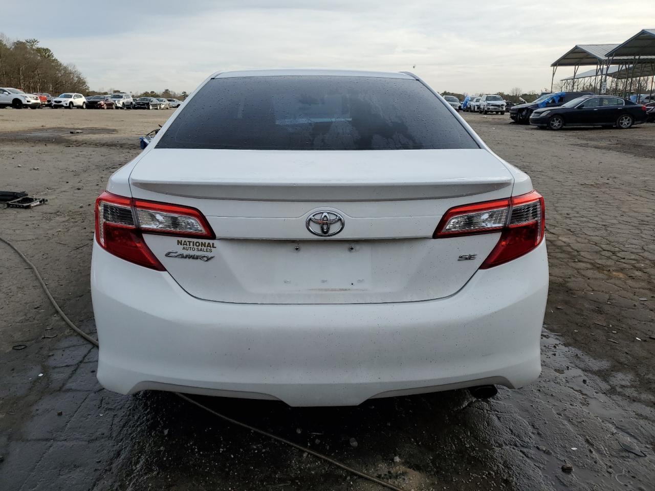2014 Toyota Camry - Image 6
