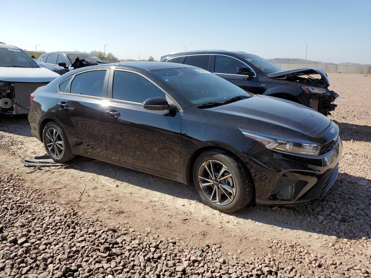 2022 Kia Forte - Image 4