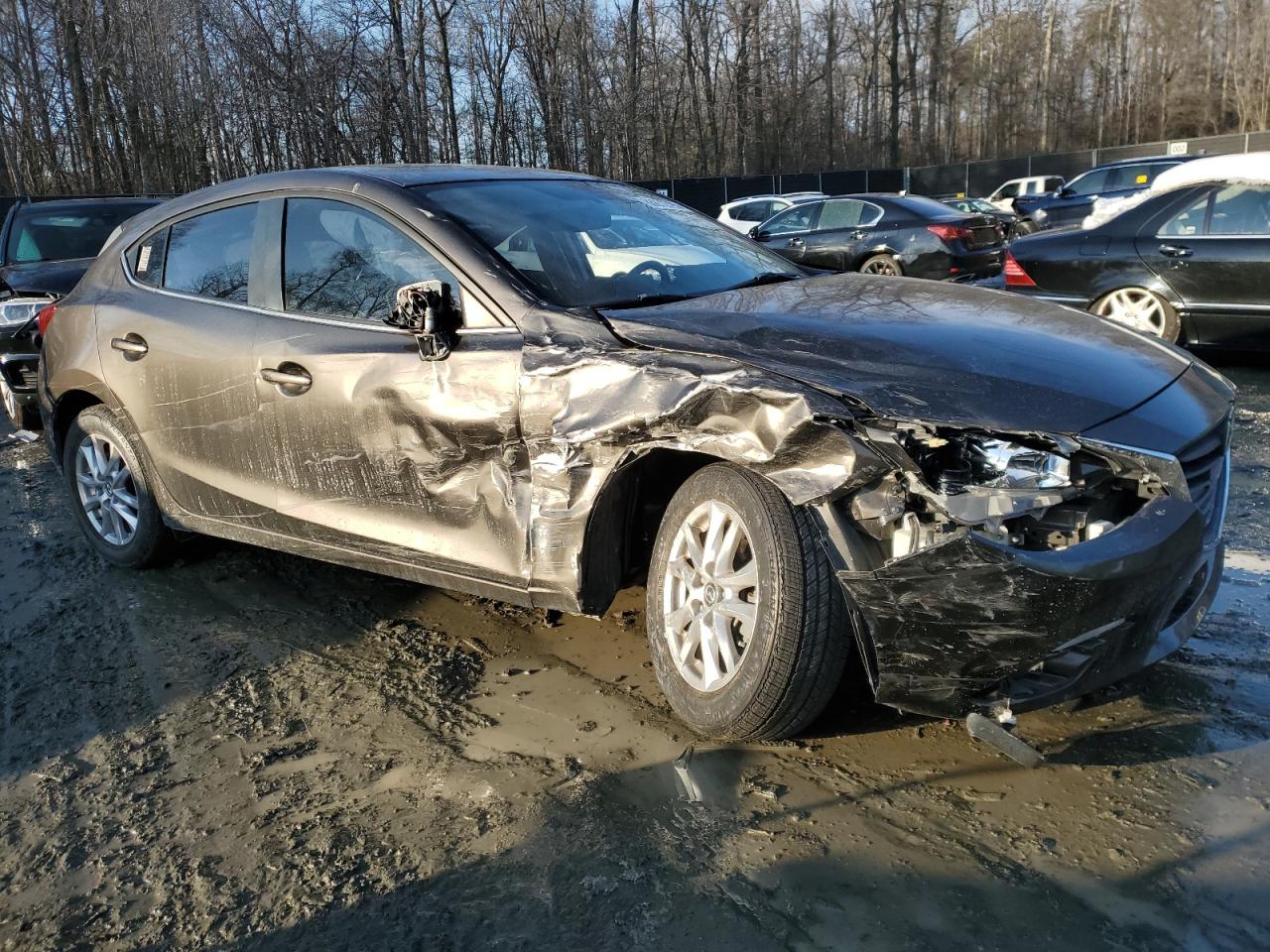 2014 Mazda 3 - Image 4