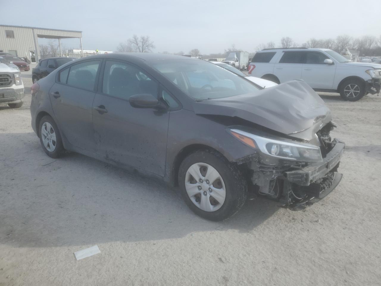 2017 Kia Forte - Image 4