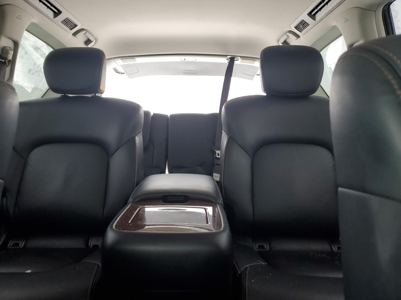 2020 Nissan Armada - Image 10