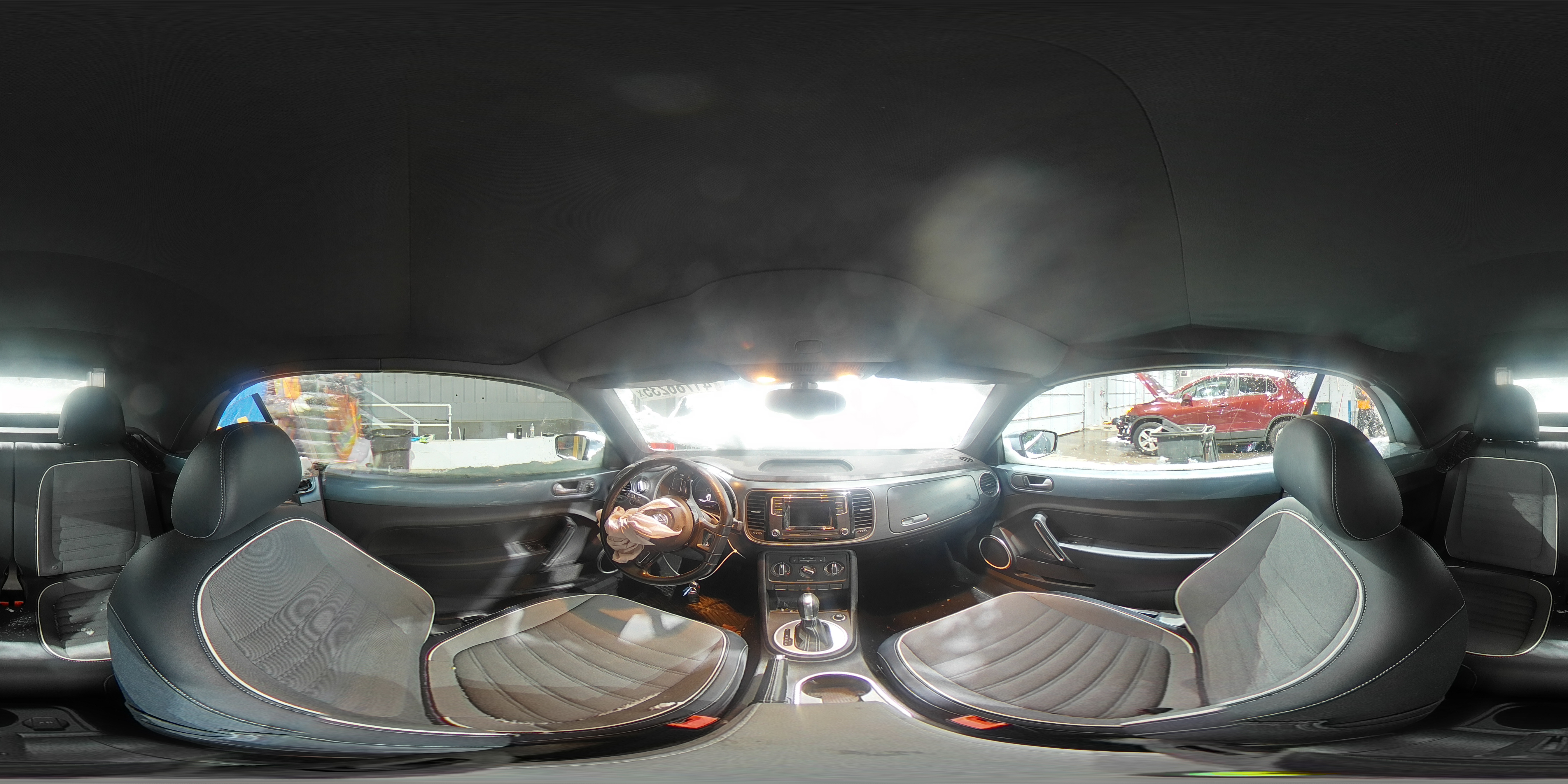 2016 Volkswagen Beetle - Image 14