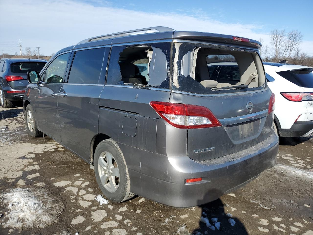 2013 Nissan Quest - Image 2