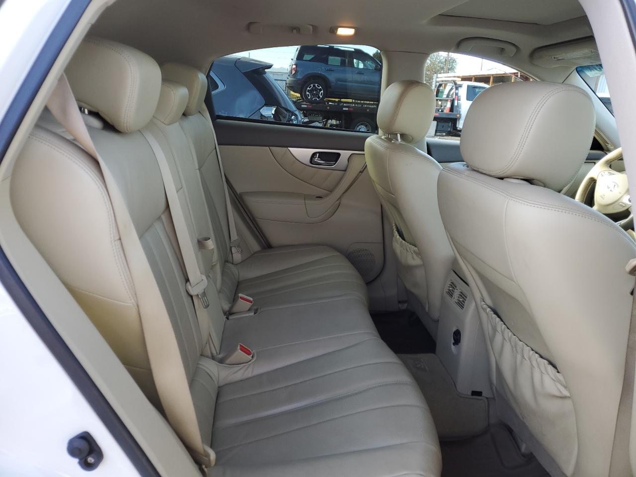 2014 Infiniti QX70 - Image 10