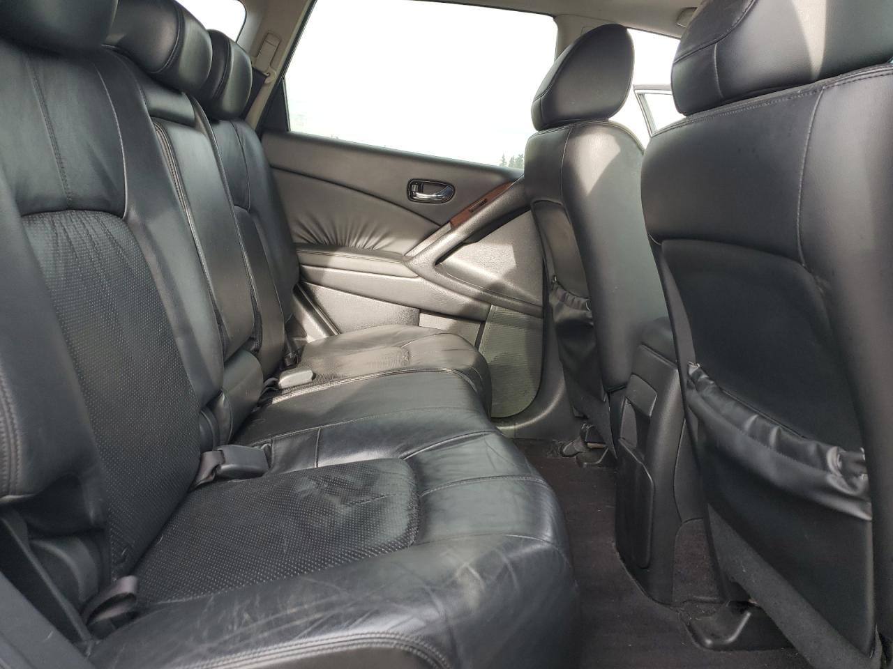 2010 Nissan Murano - Image 11