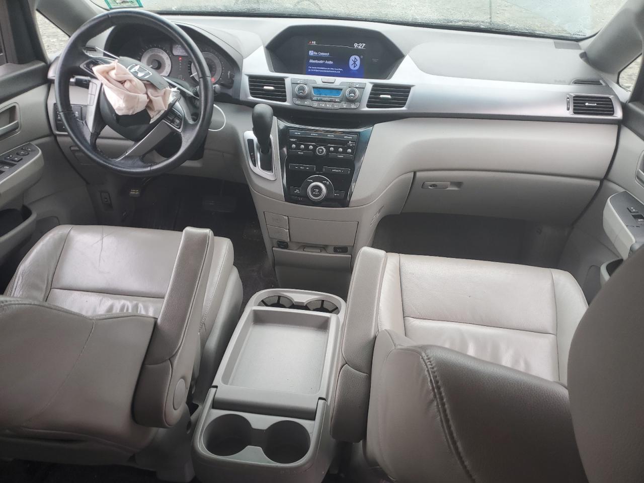 2012 Honda Odyssey - Image 8