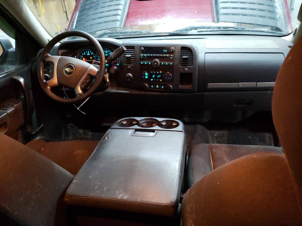 2013 Chevrolet Silverado - Image 8