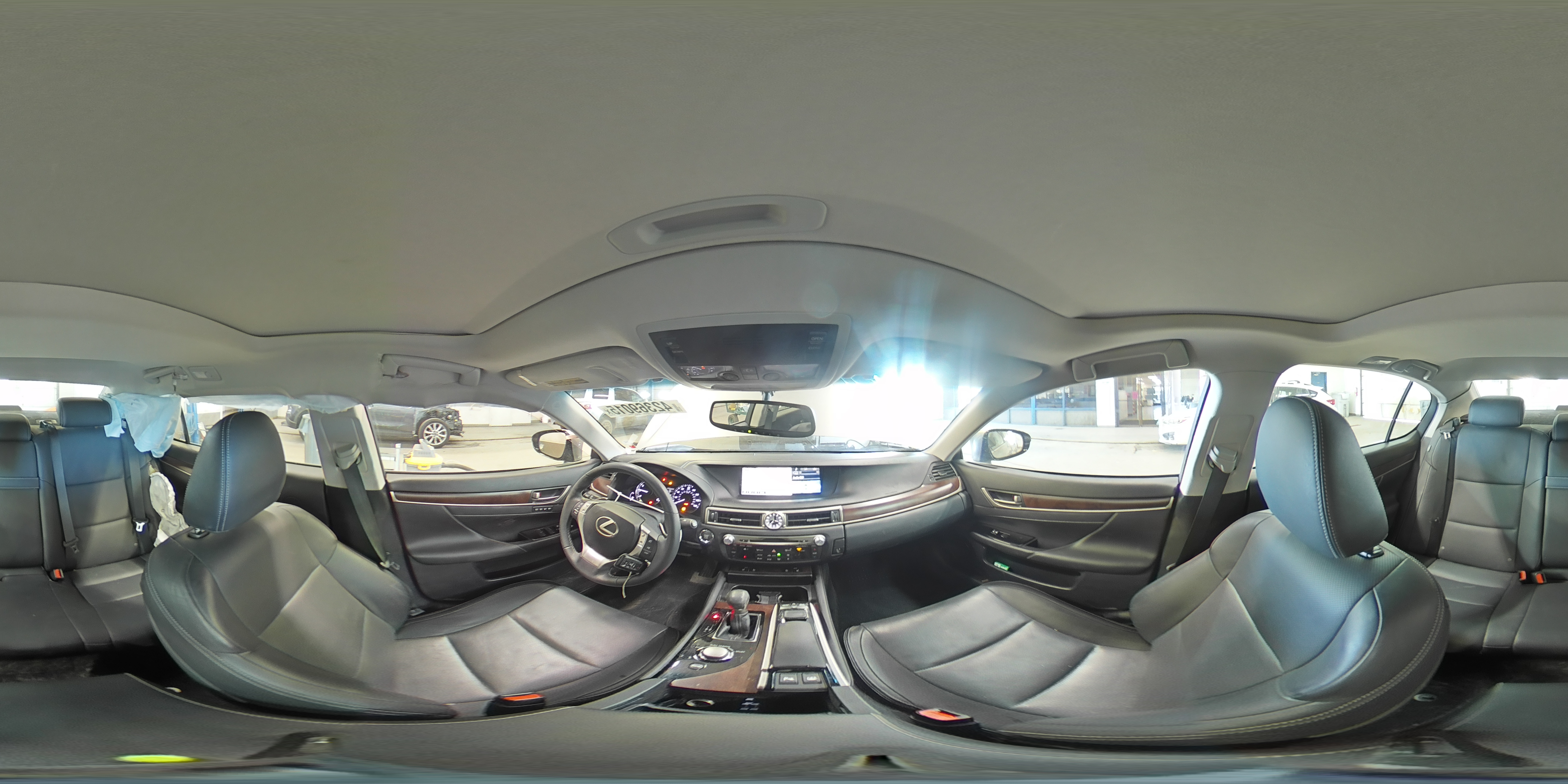 2015 Lexus GS - Image 13