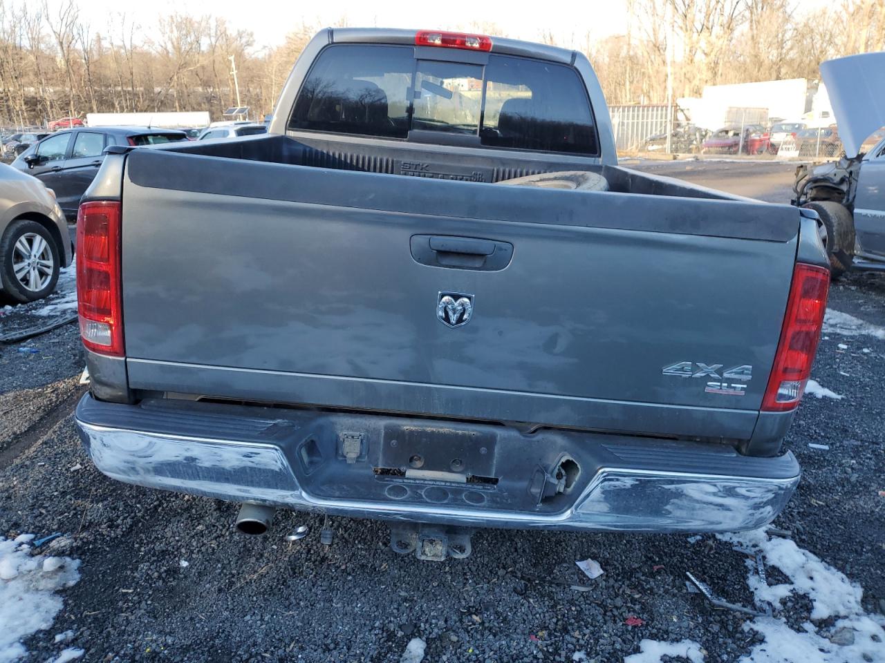2005 Dodge RAM - Image 6