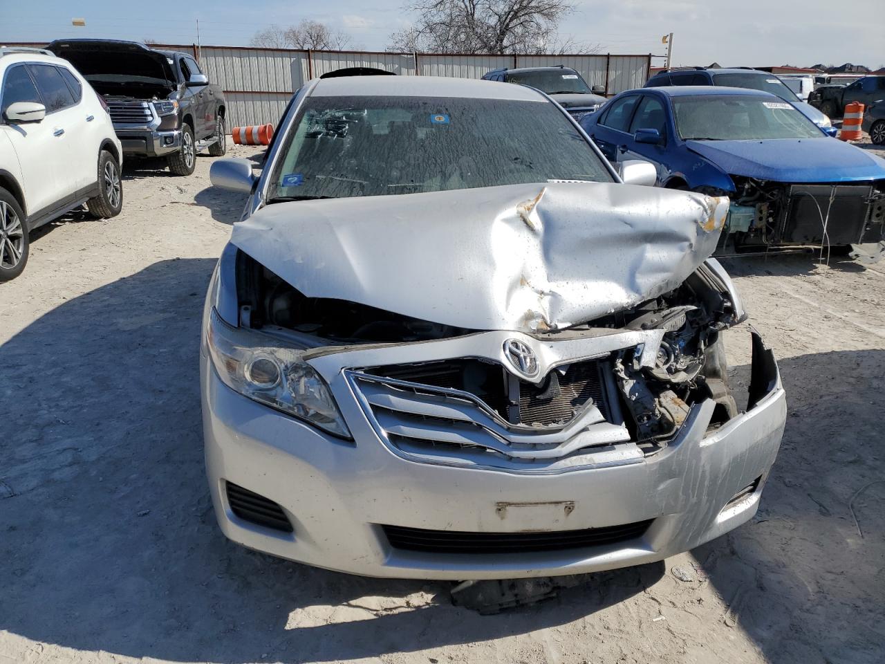 2011 Toyota Camry - Image 5