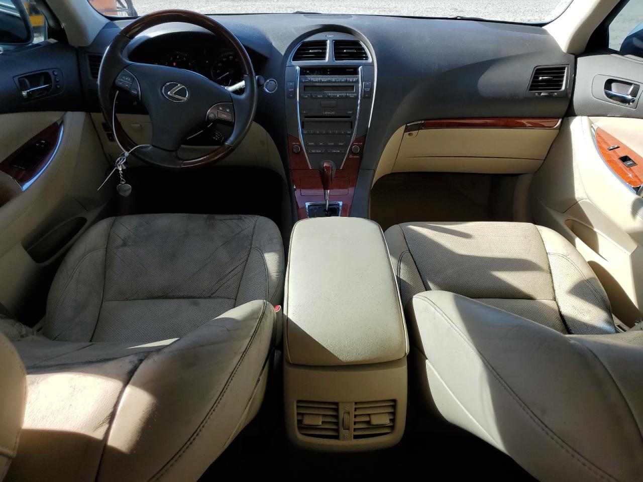 2011 Lexus ES - Image 8