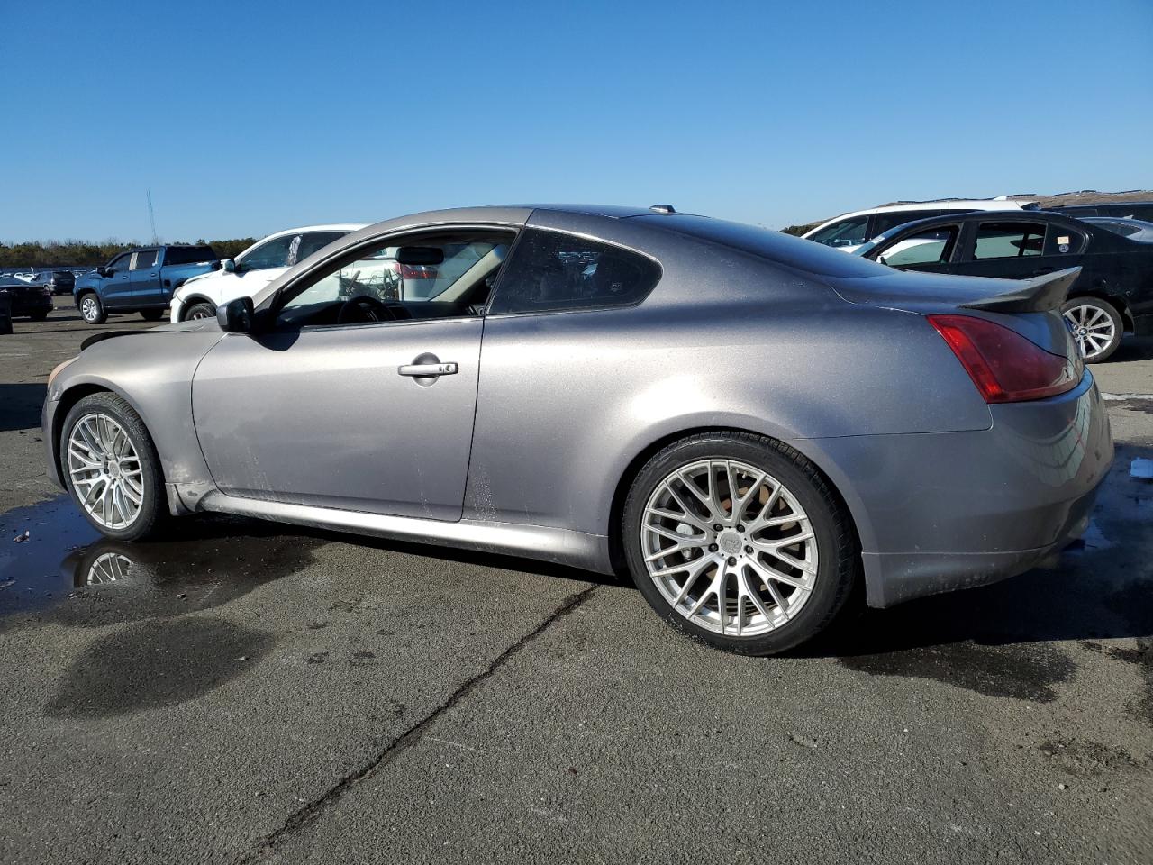 2009 Infiniti G - Image 2
