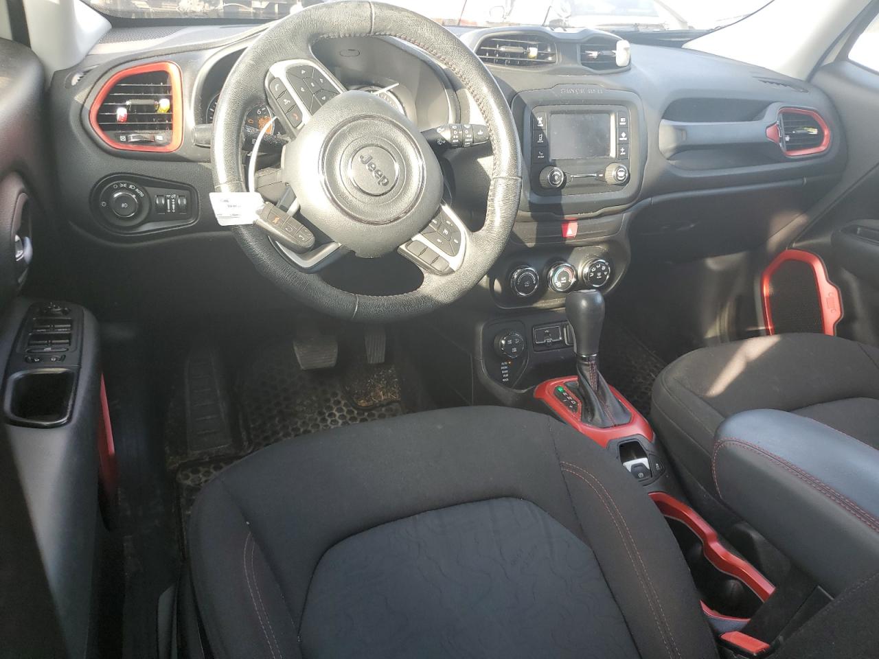 2016 Jeep Renegade - Image 8