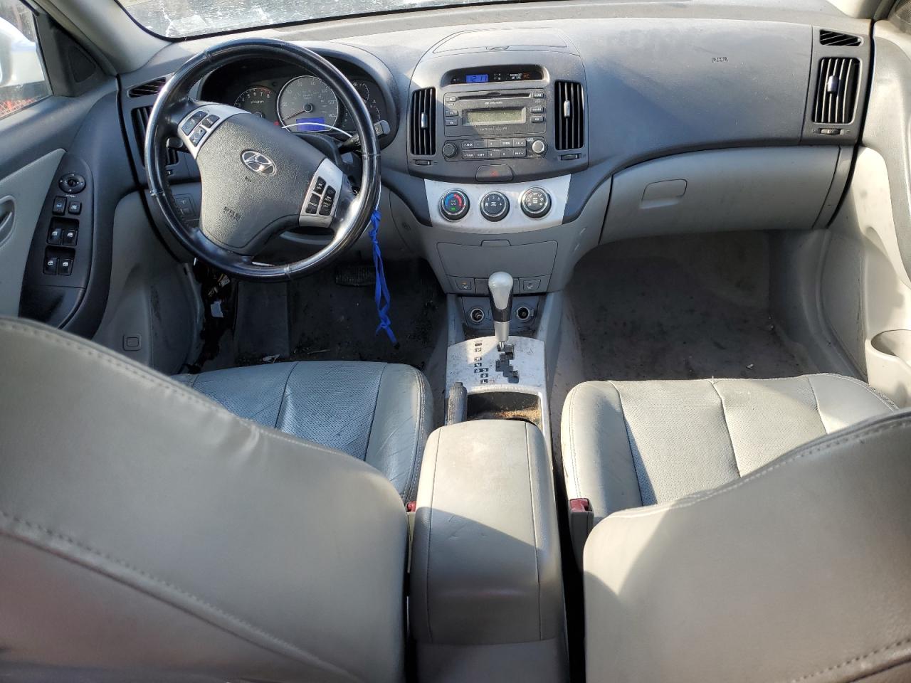 2007 Hyundai Elantra - Image 8