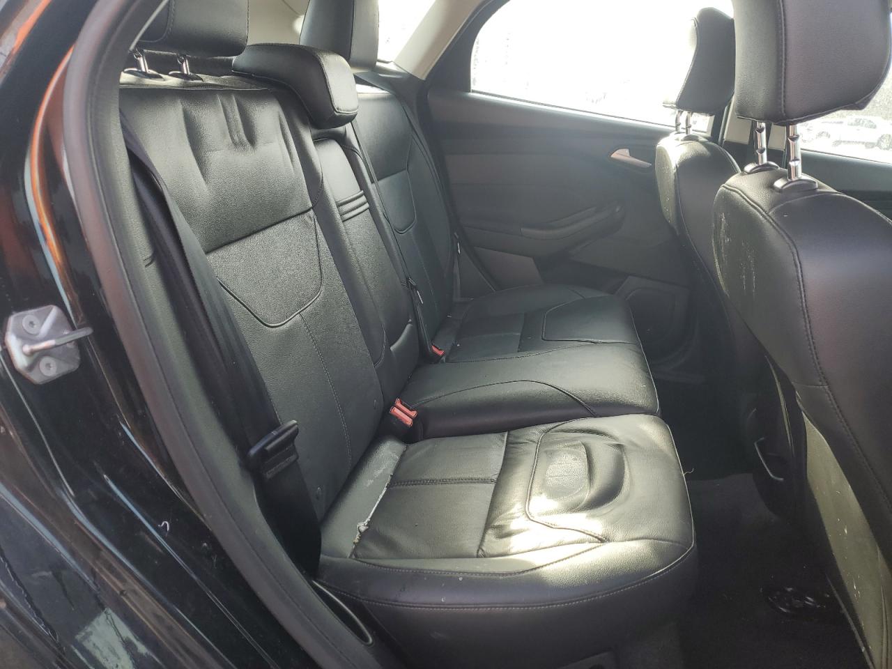 2015 Ford Focus - Image 10
