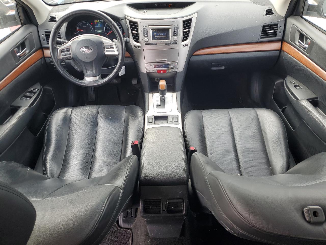 2013 Subaru Outback - Image 8