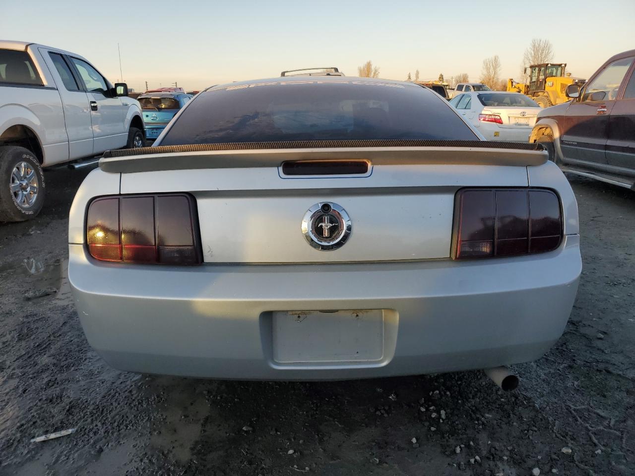 2009 Ford Mustang - Image 6