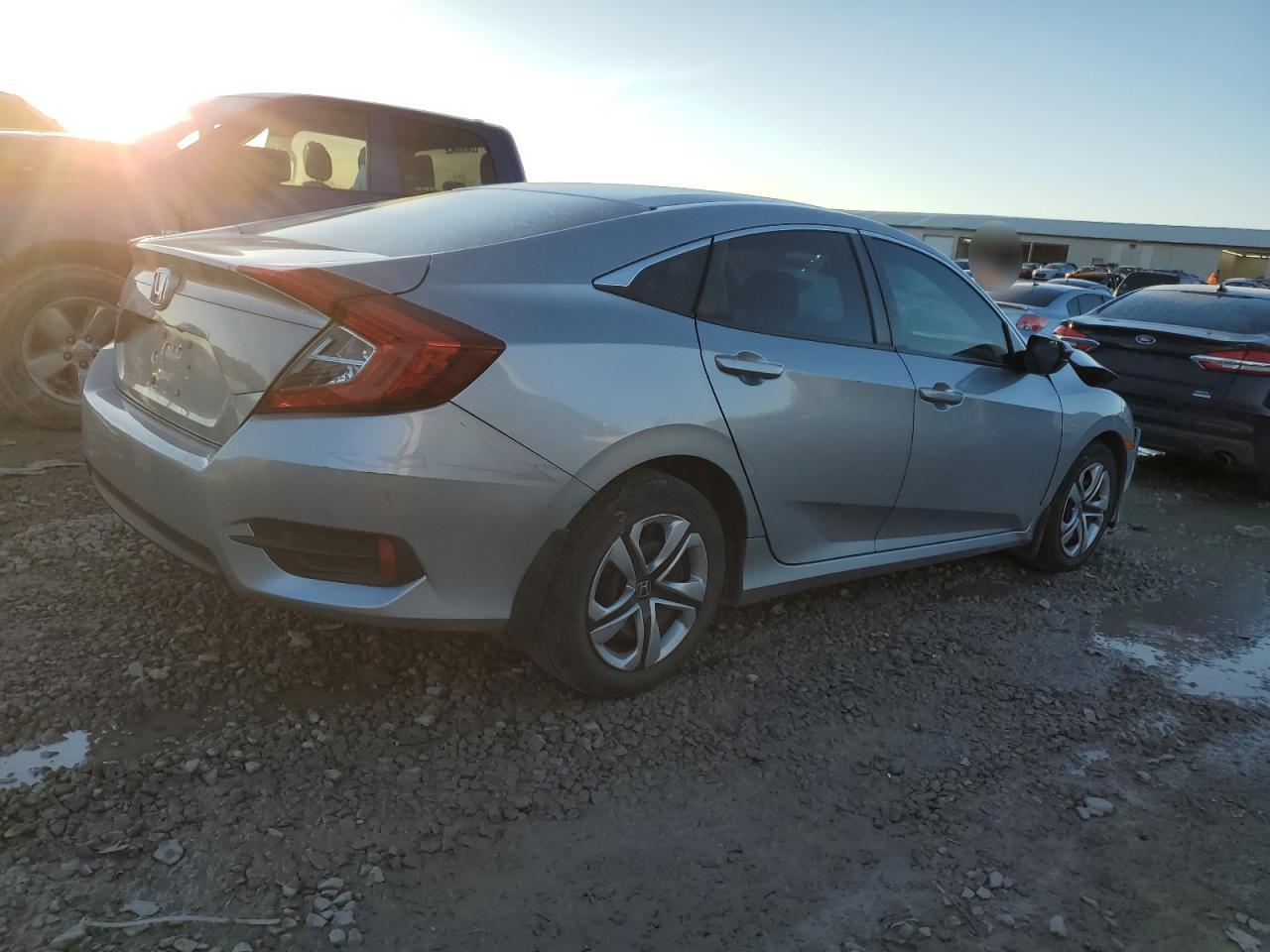 2016 Honda Civic - Image 3